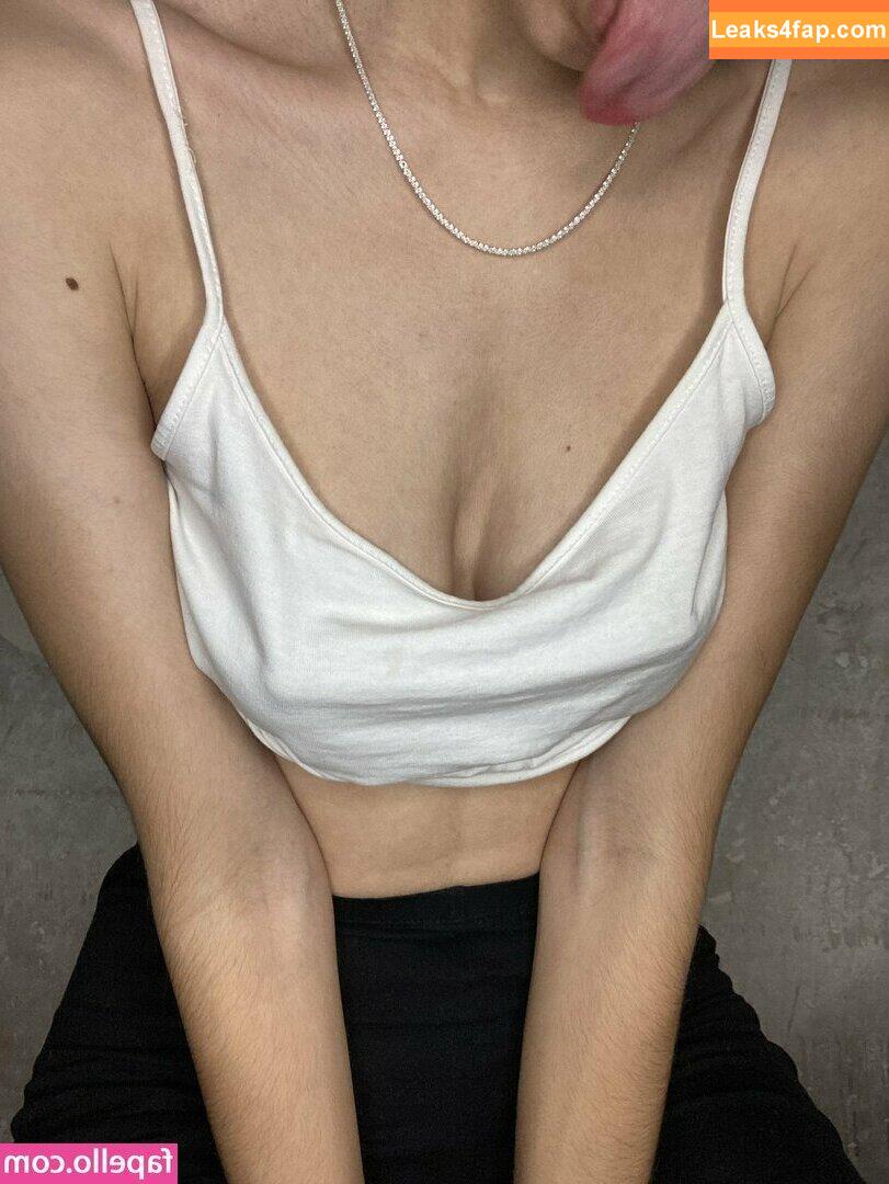 adorable_dina_official / adorable_dina / https: leaked photo photo #0090