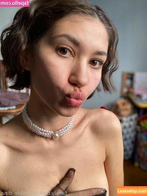 adorable_dina_official photo #0071