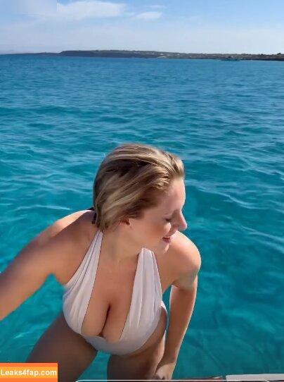 adore_sophia / miss.sophy leaked photo photo #0085