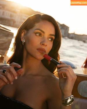 Adria Arjona photo #0091