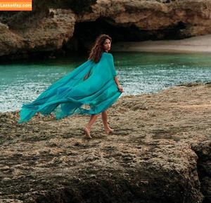 Adria Arjona photo #0313