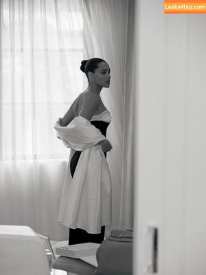 Adria Arjona photo #0438