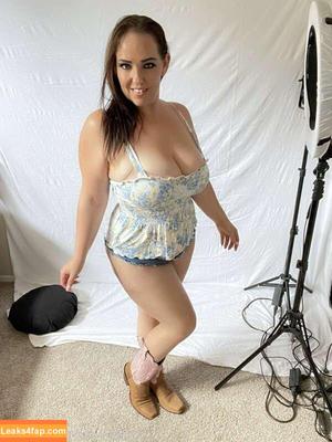 Adriana Faye photo #0044