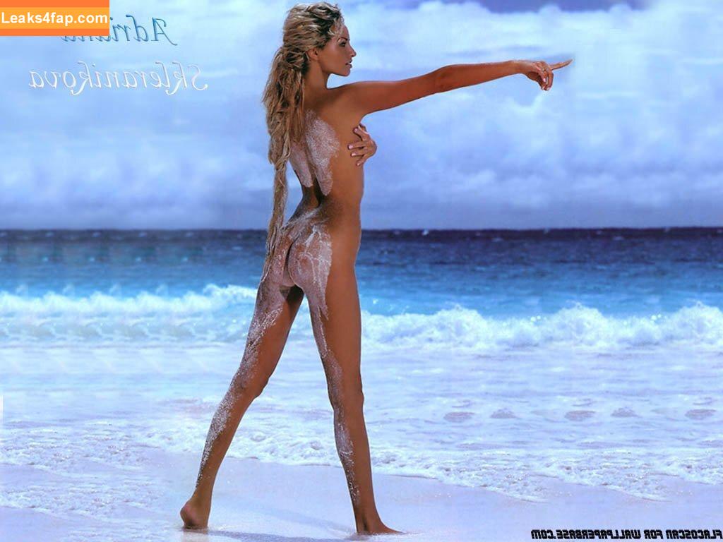 Adriana Karembeu / adrianakarembeusklenarikova leaked photo photo #0063