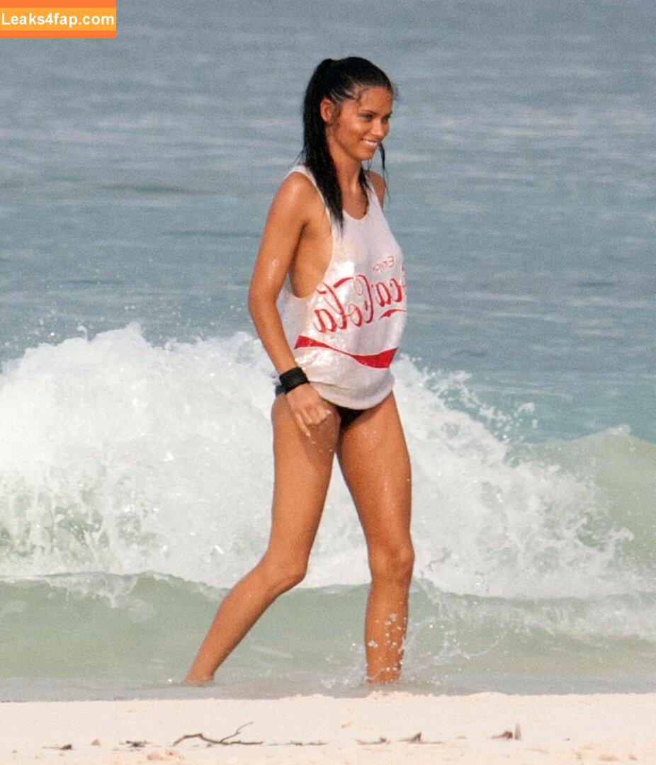 Adriana Lima / AdrianaLima / adrivainilla leaked photo photo #0320