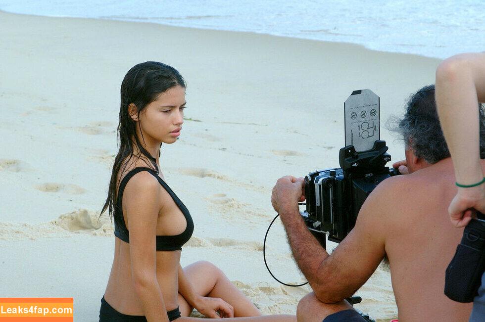 Adriana Lima / AdrianaLima / adrivainilla слитое фото фото #0332