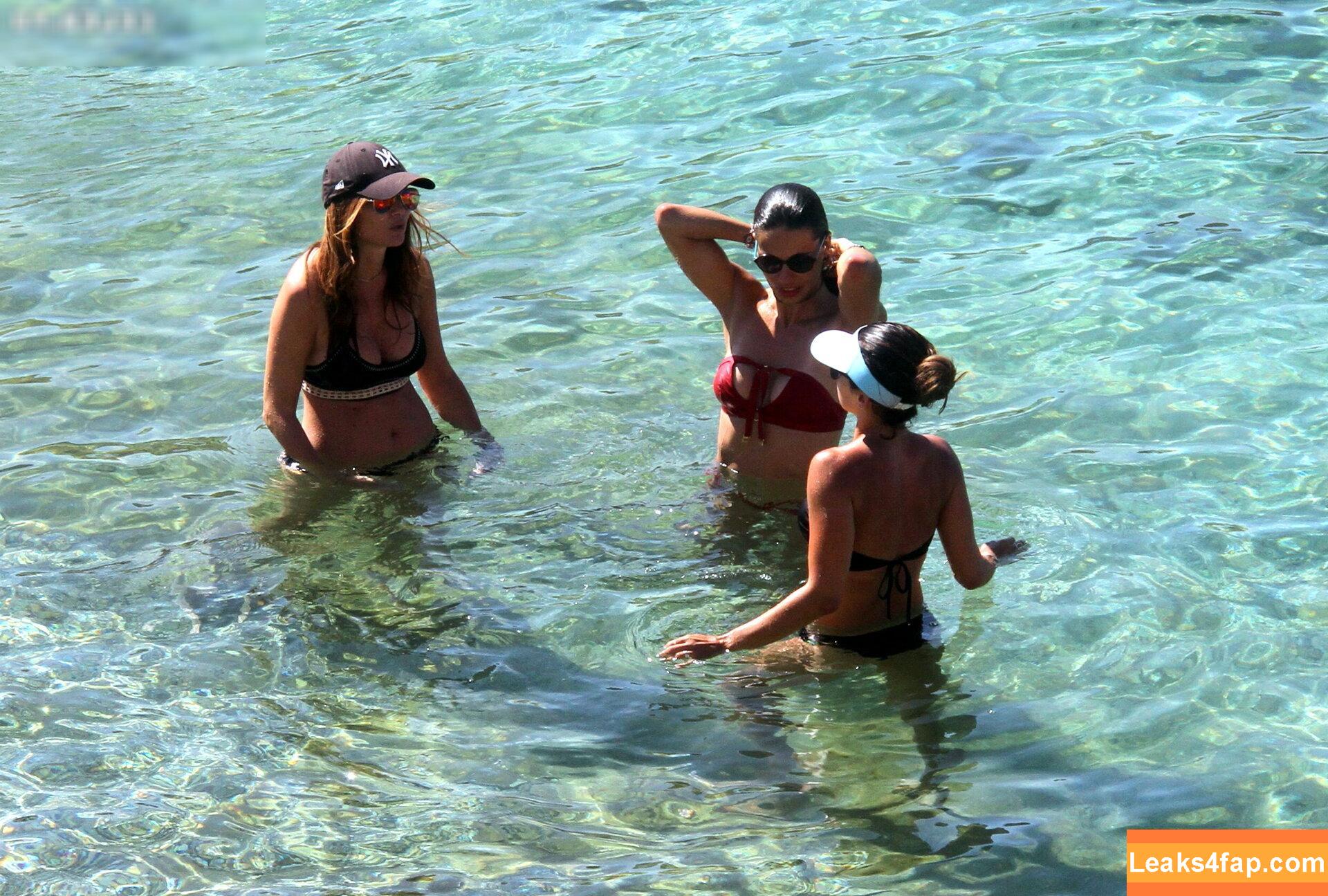 Adriana Lima / AdrianaLima / adrivainilla leaked photo photo #0878