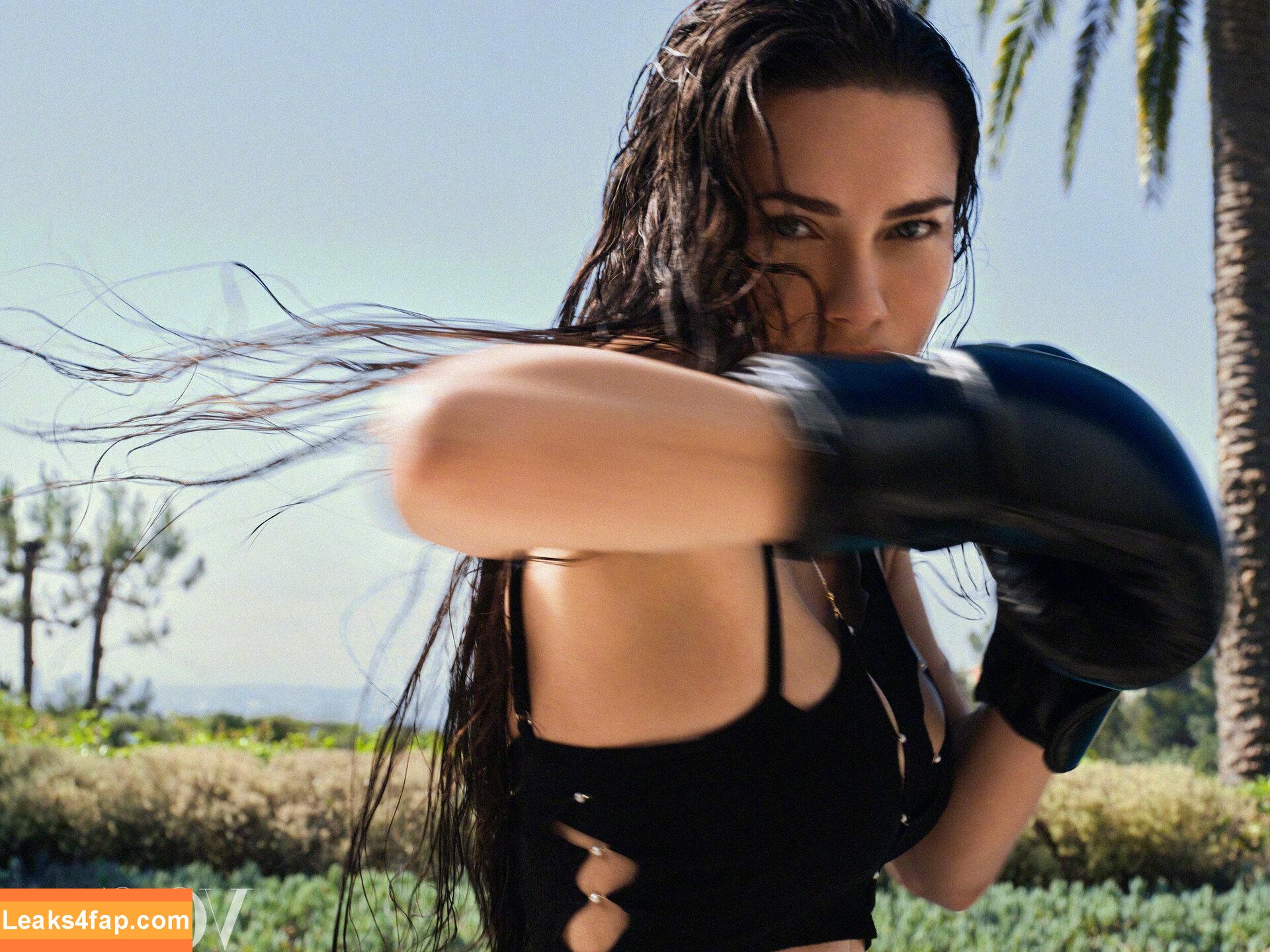 Adriana Lima / AdrianaLima / adrivainilla слитое фото фото #1145