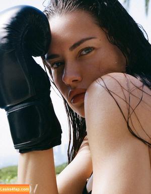 Adriana Lima фото #1154