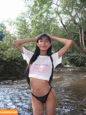 Adriana Panya TS photo #0018