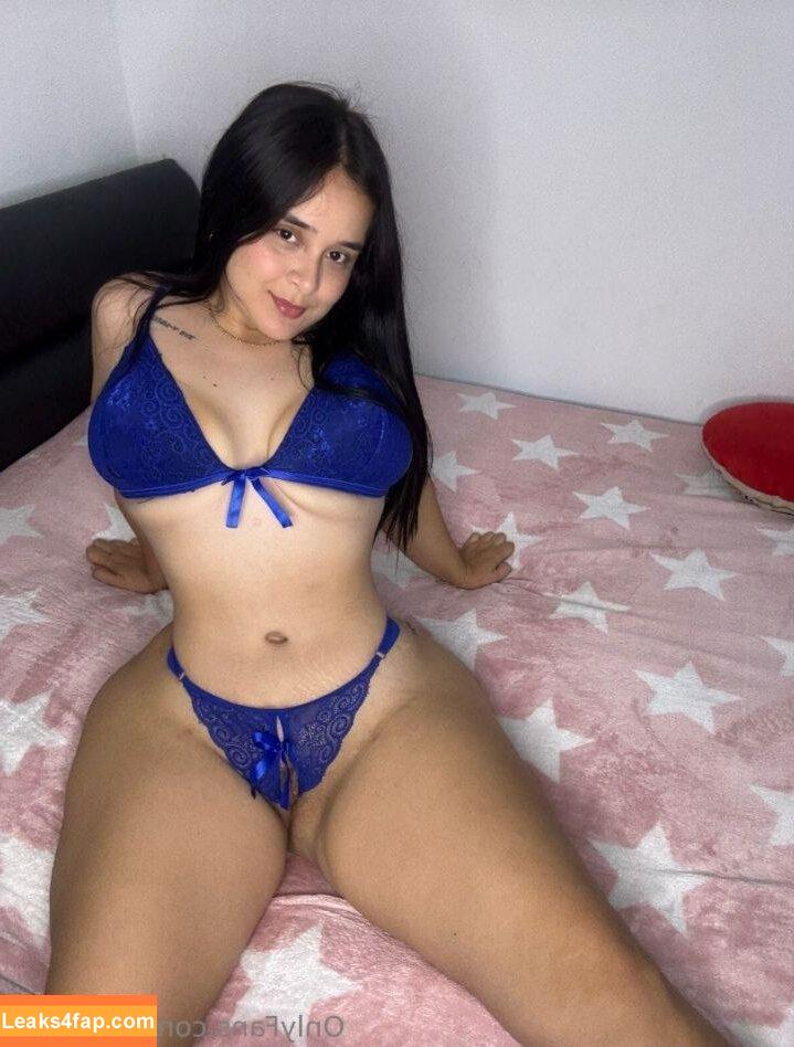 Adriana Rios / adrianarios00 / https: / luzadriana.rioosl слитое фото фото #0366