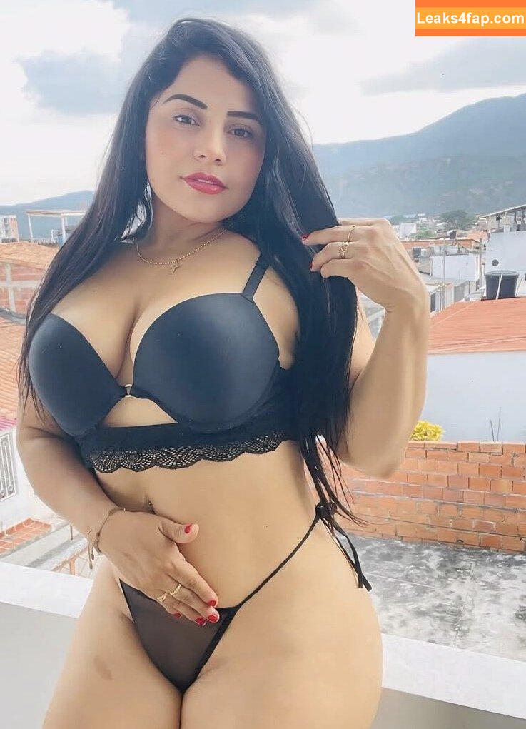 Adriana Rios / adrianarios00 / https: / luzadriana.rioosl слитое фото фото #0391