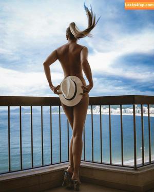 Adriane Galisteu photo #0022