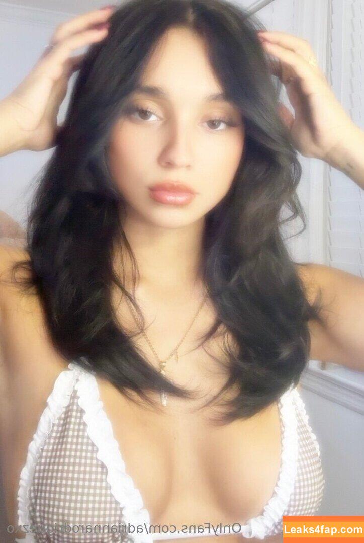 adriannarodriguezxo / adriannarodrgz leaked photo photo #0050