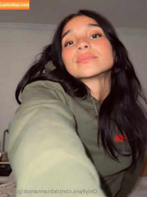 adriannarodriguezxo photo #0013