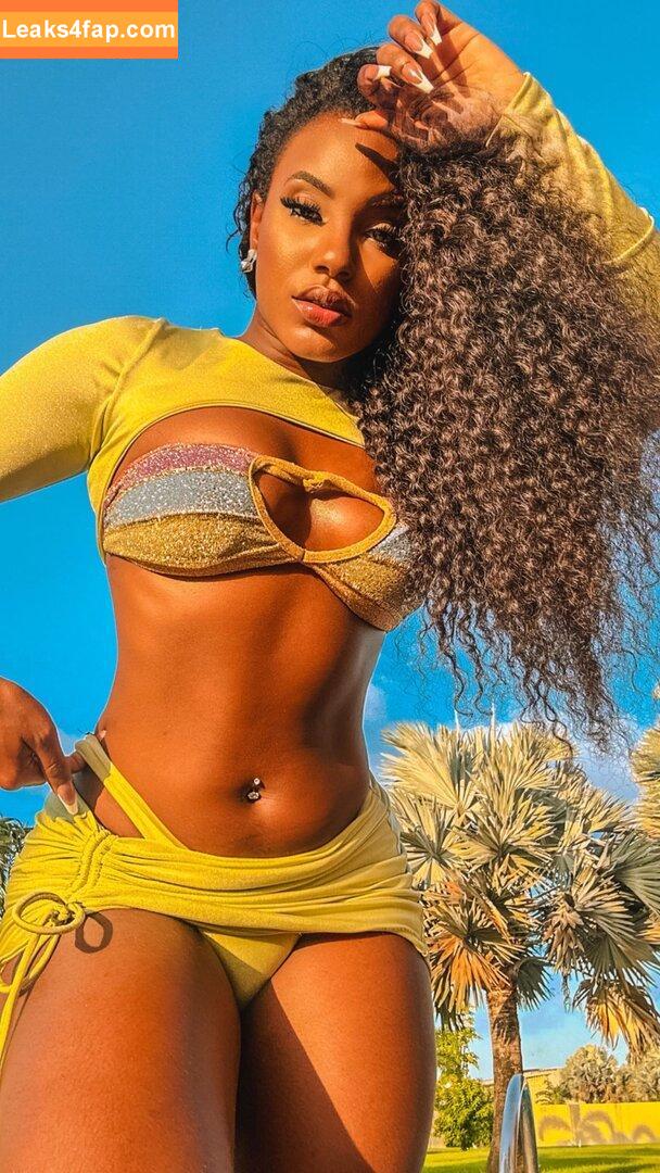 Adriele Souza / dris.souza / eitadris_ leaked photo photo #0031