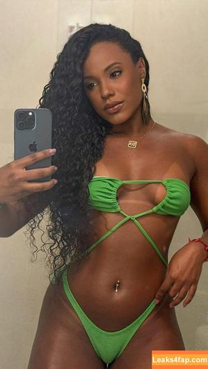 Adriele Souza photo #0035