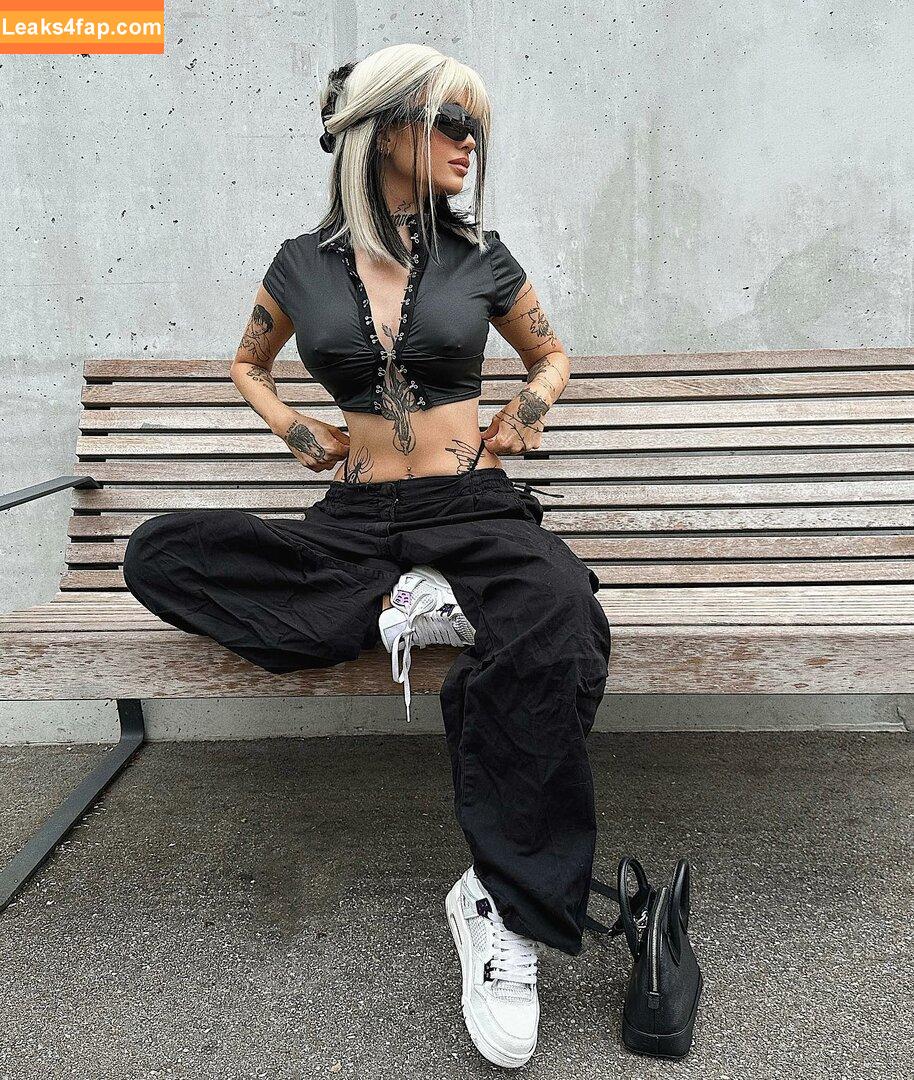 aesthymes / Jennifer leaked photo photo #0012