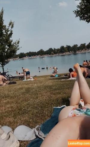 Affe auf Bike photo #0002