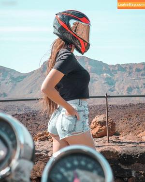 Affe auf Bike photo #0016