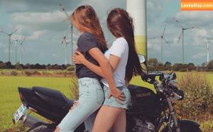 Affe auf Bike photo #0020