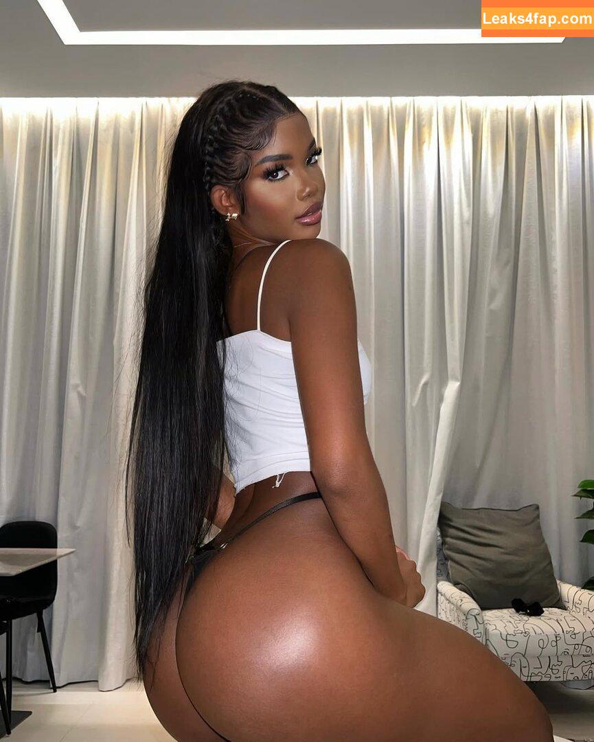 African Booty Meat / curvyandnatural leaked photo photo #0073