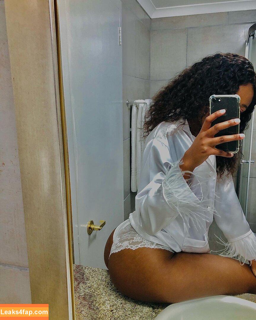 African Booty Meat / curvyandnatural слитое фото фото #0098