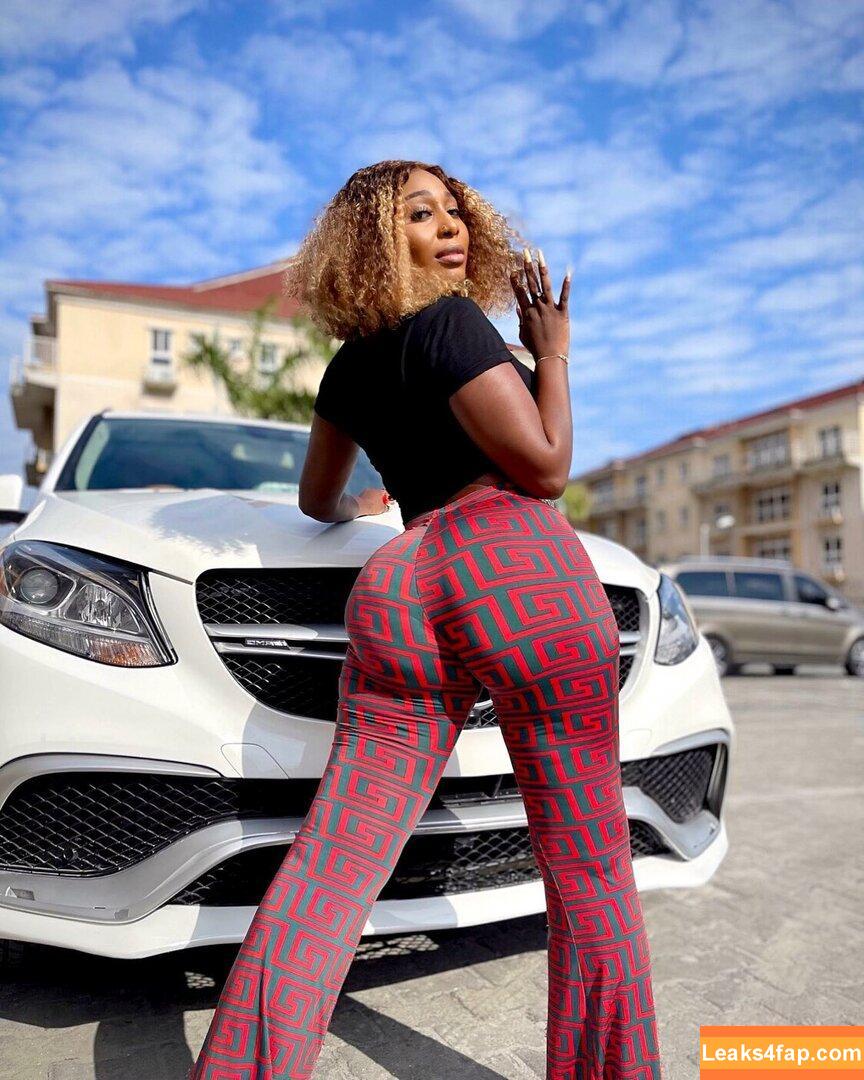 African Booty Meat / curvyandnatural leaked photo photo #0122