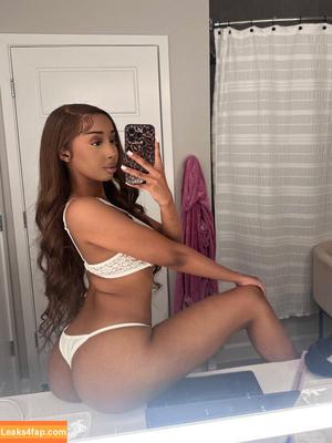 African Booty Meat photo #0082