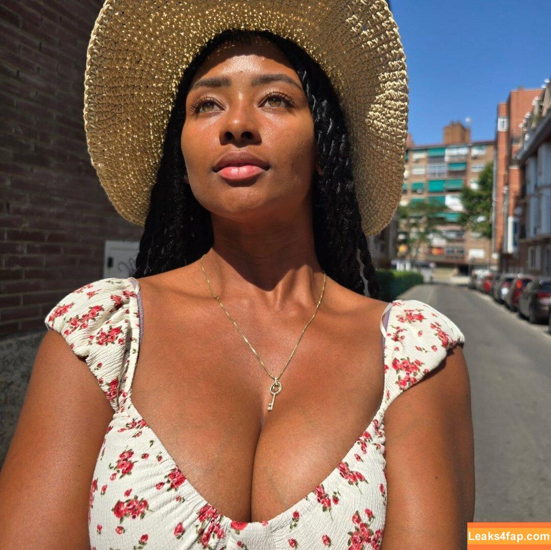 Afrolatina / afrolatinas_ / ebony latinas leaked photo photo #0022