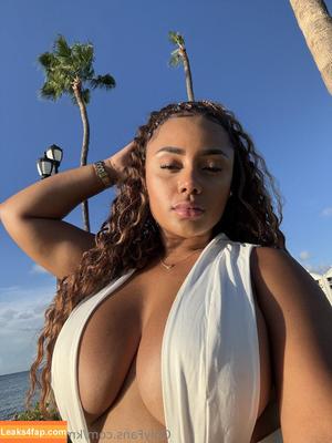 Afrolatina photo #0102