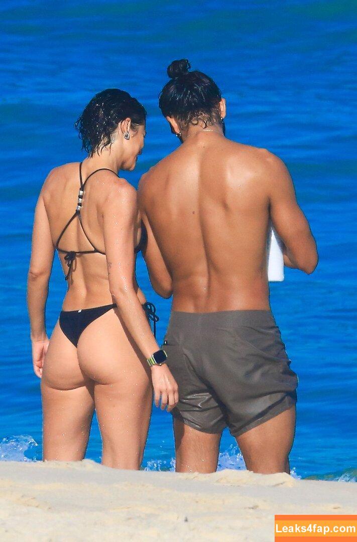 Agatha Moreira / agatha_paris22 / agathaamoreiraa leaked photo photo #0174