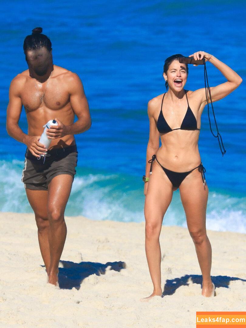 Agatha Moreira / agatha_paris22 / agathaamoreiraa leaked photo photo #0175