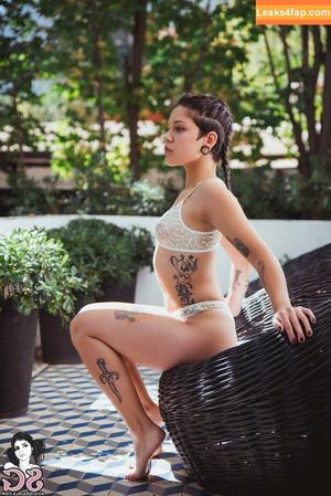 Agatha Suicide photo #0176