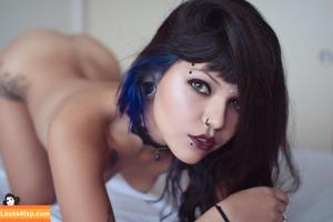 Agatha Suicide photo #0396