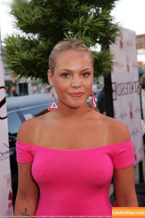 Agnes Bruckner photo #0081