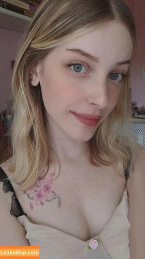 Agnese Innocente photo #0006