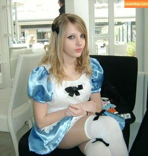 Agnese Innocente photo #0007