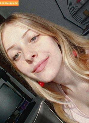 Agnese Innocente photo #0021