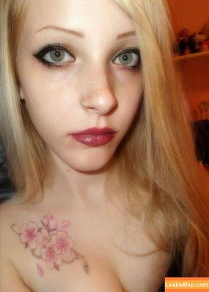 Agnese Innocente photo #0025