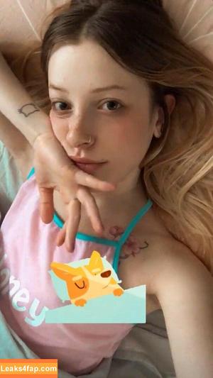 Agnese Innocente photo #0030