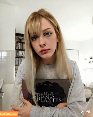 Agnese Innocente photo #0035