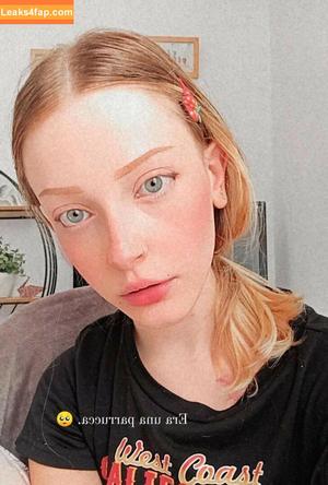 Agnese Innocente photo #0042