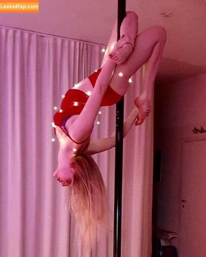 Agnese Innocente photo #0054