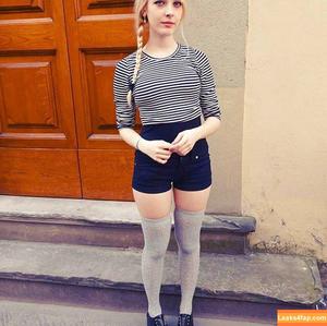 Agnese Innocente photo #0093