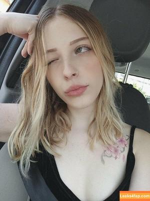 Agnese Innocente photo #0101