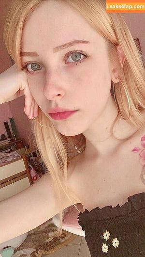 Agnese Innocente photo #0107