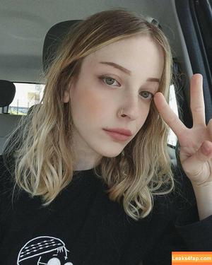 Agnese Innocente photo #0125