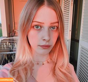 Agnese Innocente photo #0139