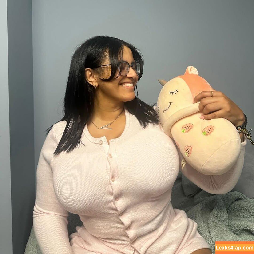 agrl07x /  leaked photo photo #0006